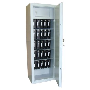 Maroklofegyver-tarolo-szekreny-25-fegyverkazettava